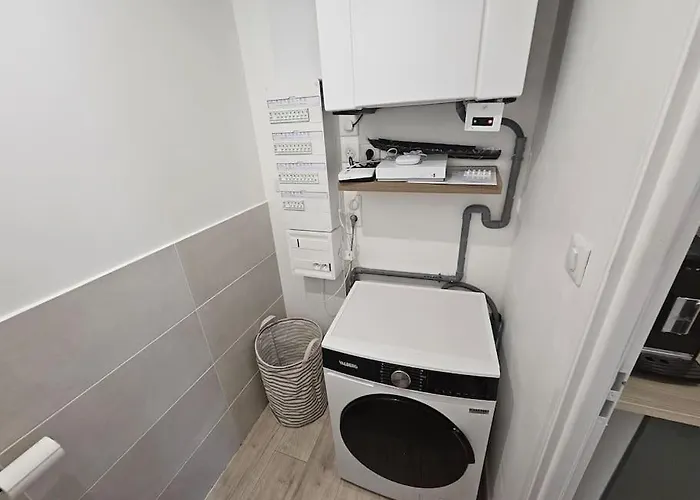 Le 14b Apartman *